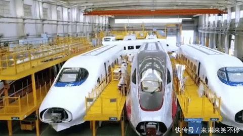  [斥资]斥资1106亿元，中国高铁开进沙漠，百万沙特人赞叹：太疯