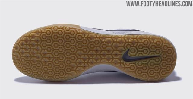  Nike■新配色Nike Premier II Sala小场足球鞋曝光