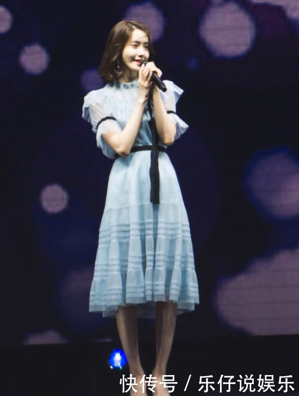 28岁林允儿剪了短发，立刻变成高中生，少女气息爆棚！