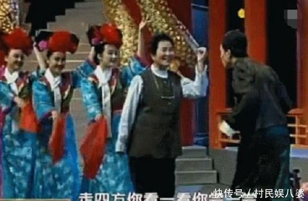 赵丽蓉当年小品中写下的四个字成无价之宝?网