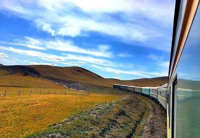 中国的这辆火车，一趟能组150节车厢，为什么不投入春运使用？