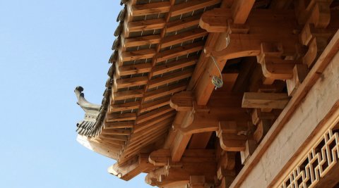  「宫殿」安徽一农村儿子为父亲建“宫殿”，造价300万！村里最“