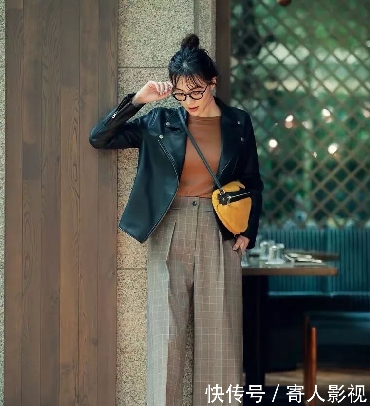 『穿搭』成都街拍:原来这些小个子美女穿衣显高的秘诀是这个!