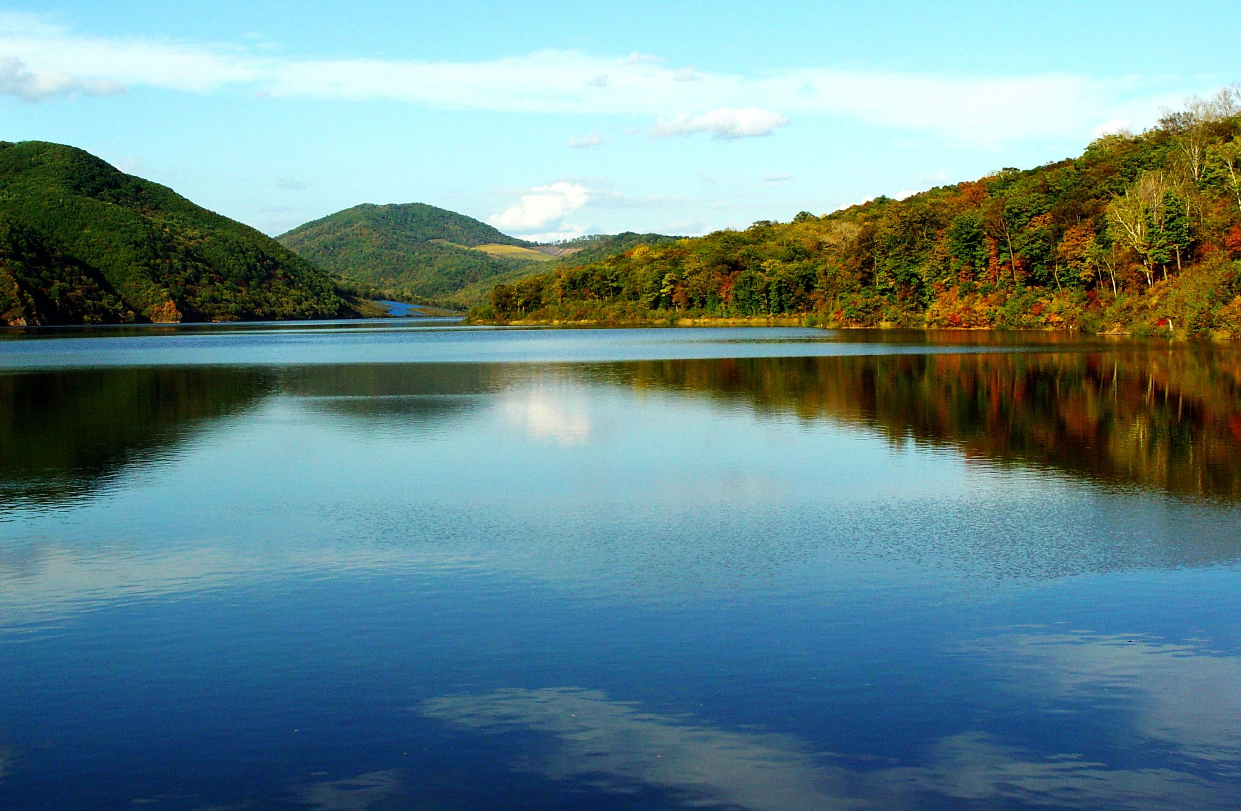 中国最美的四大湖泊，一个比一个漂亮，有你去过的吗?