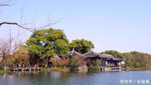 西湖被称“最傻”景区，因免门票损失几十亿，但事实却并非如此