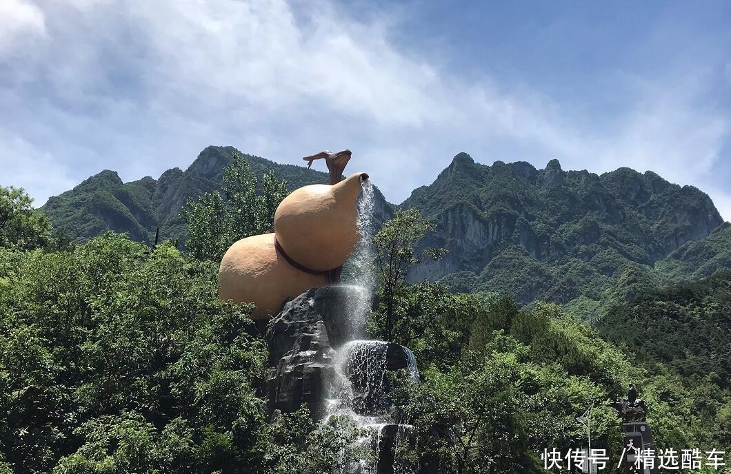 造访秦岭秘境中的“小武当山”，既有华山之雄险，又有黄山之清幽