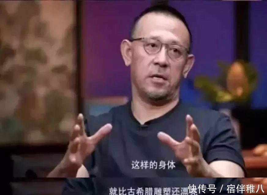  「针织衫」51岁许晴太会穿，针织衫轻松穿出高级感，22年前的造型现在仍流行