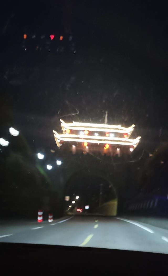  【失误】一个大的失误，造成鱼杆失踪！含泪警告钓友