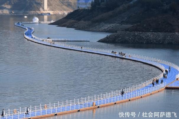 世界上最长的水上栈道,高科技智能系统,让你体验“轻功水上漂”