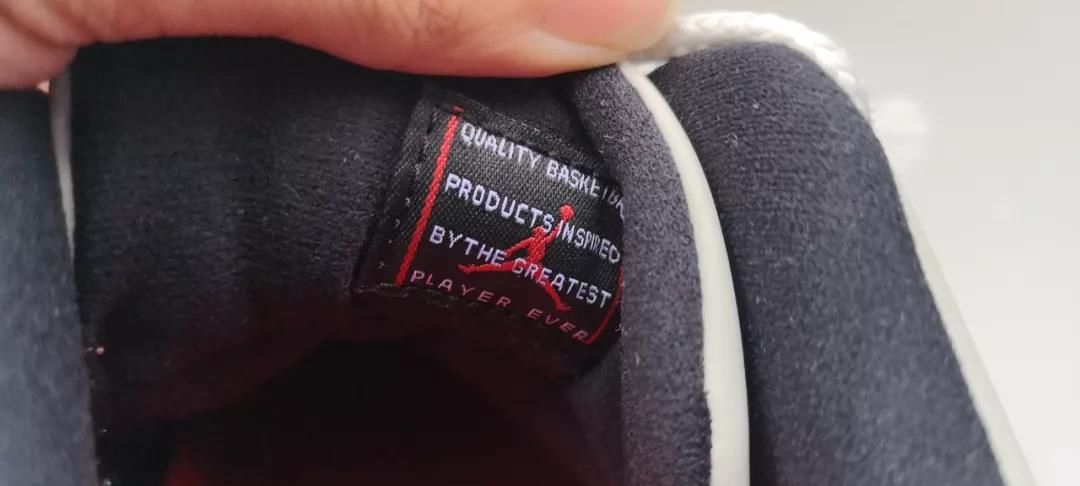  『AJ11』AJ11白蛇low开箱测评：出色的质感！