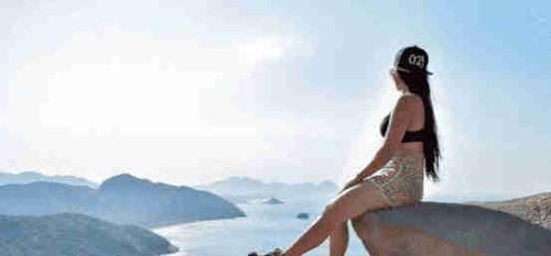 情侣@情侣在悬崖,拍出危险照片, 镜头往后一拉让大家无语!