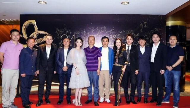 李沁出席活动，蓬纱礼服仙气飘飘白到发光，网友：胆真大！