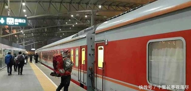  #直达#中国最特殊的火车：全是卧铺，727公里一站直达