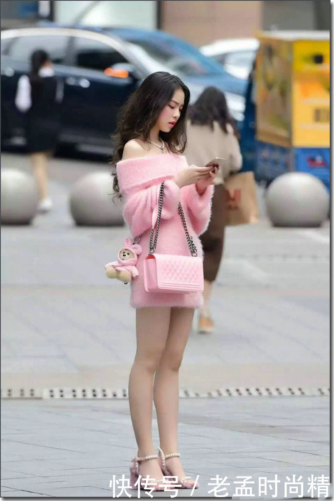 『气质』摄影:短裙辣妈也可以很粉嫩,青春气质完全不输妙龄少女!