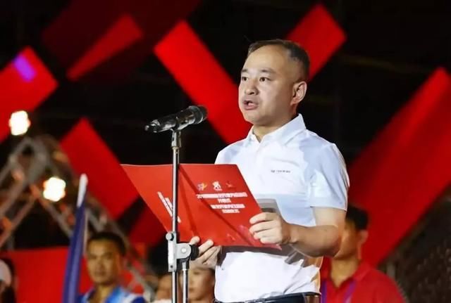  [工作]临时负责海口市委工作的他 曾长期在湖南任职