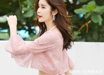 时尚写真：修身有型的泳装美女，尽显女性温婉性感气质！