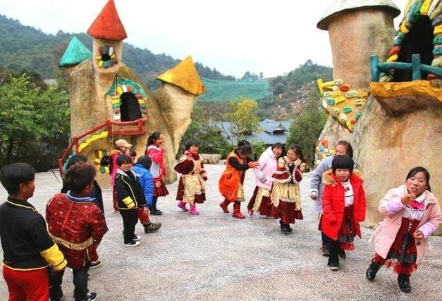  村民|四川神秘的“矮人村”，村民四五岁就不再生长，身高不超过