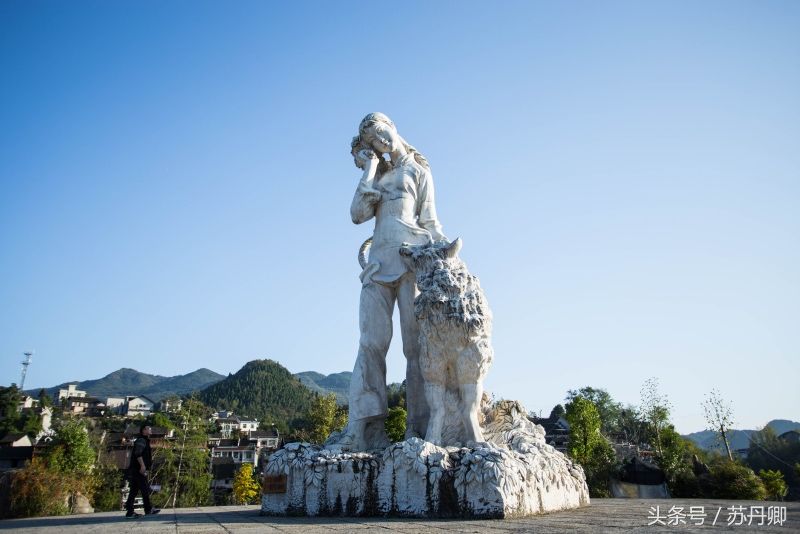 风雨边城本不是凤凰古城，游客“受骗上当”，是它太低调