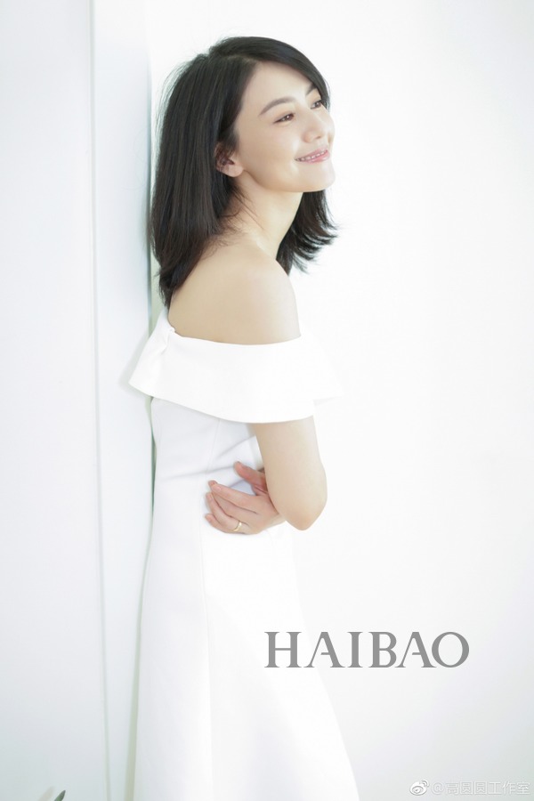 高圆圆剪完清凉妹妹头一秒回十八