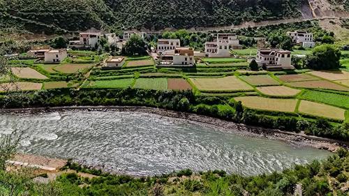 四川名字最土的县，县名土到掉渣，却有着独一无二的风景！