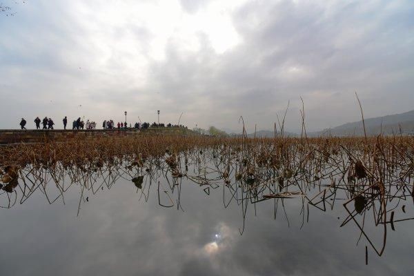 冷暖气流相互碰撞 本周阴雨天气仍较多