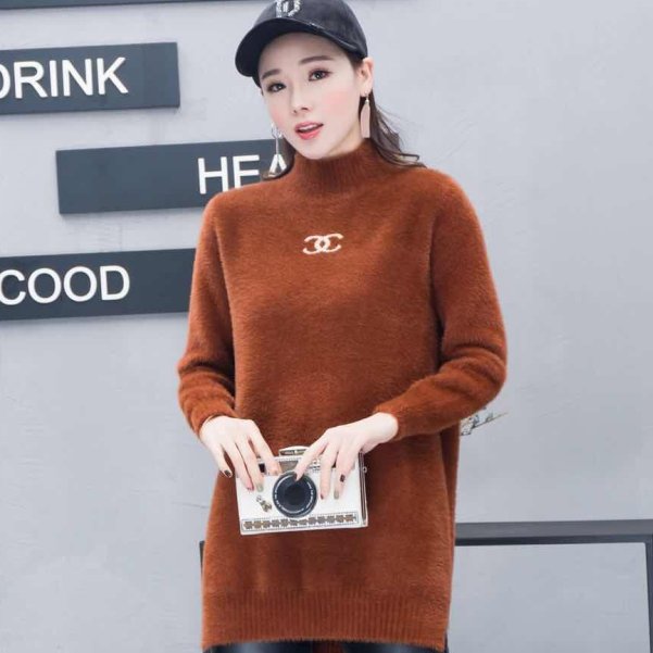 别再穿衬衫了，现在美女都这样穿，中秋之前火得不要不要的