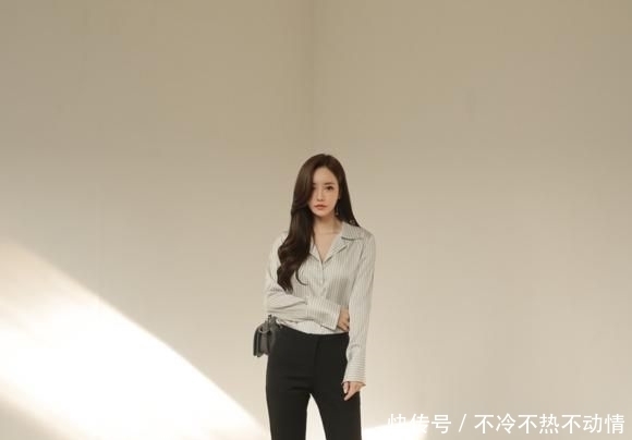  [写真]孙允珠：卢浮探戈丝锻细腻黑纹复古装写真