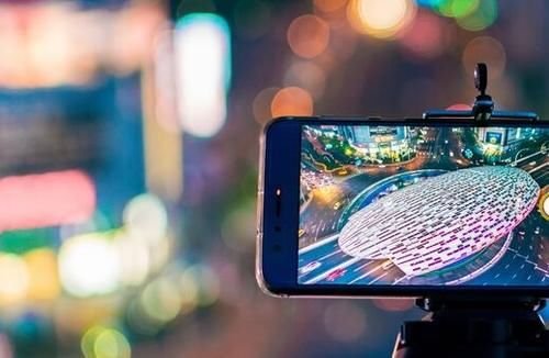  青年@点赞！“田园女神”李子柒担任中国农村青年致富带头人推广