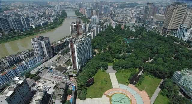 在你看来，四川哪个城市可以称得上是四川第二城？这个说法很客观