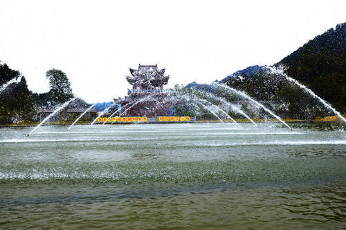 一个藏酒的洞，咋就成了收费的景区？