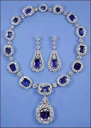 英国女王的珠宝，每一件都价值连城!