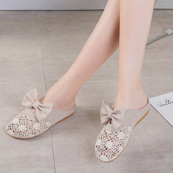 70后别穿凉鞋了,今年巨火的“瓢鞋”,透气舒服好穿时髦不累脚