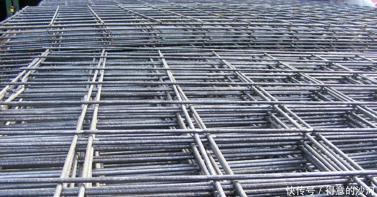 沙子越来越贵，红砖被禁，农房又要统一规划，农民自建房还划算吗