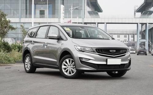 『级推荐车型』你想要的“面包车”基本都在这,其中1款配冰箱彩电,像移动宫殿