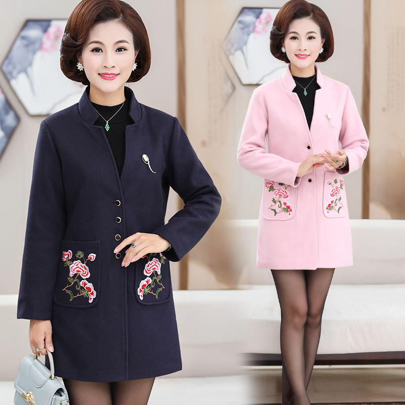 新发现一种大衣:“双面绒”一件比一件时髦，70后老婆穿超减龄