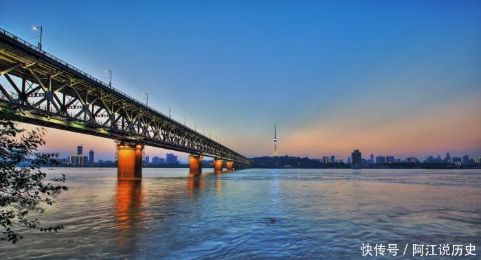 中国四个新的前线城市被称为中国四小龙