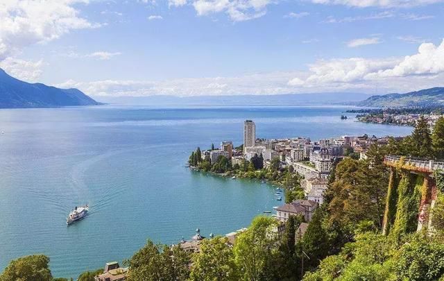 阿尔卑斯冰原列车，踏上瑞士最美风景之旅