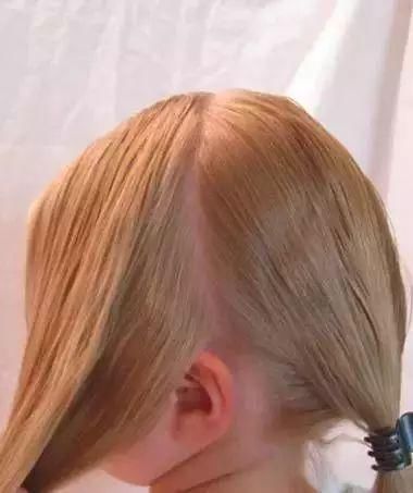 穿裙子女孩必备的马尾扎法!秒变小公主，美的不得了!