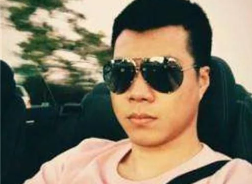 黄毅清再发精辟言论引热议，网友沸腾了：恍然大悟啊！