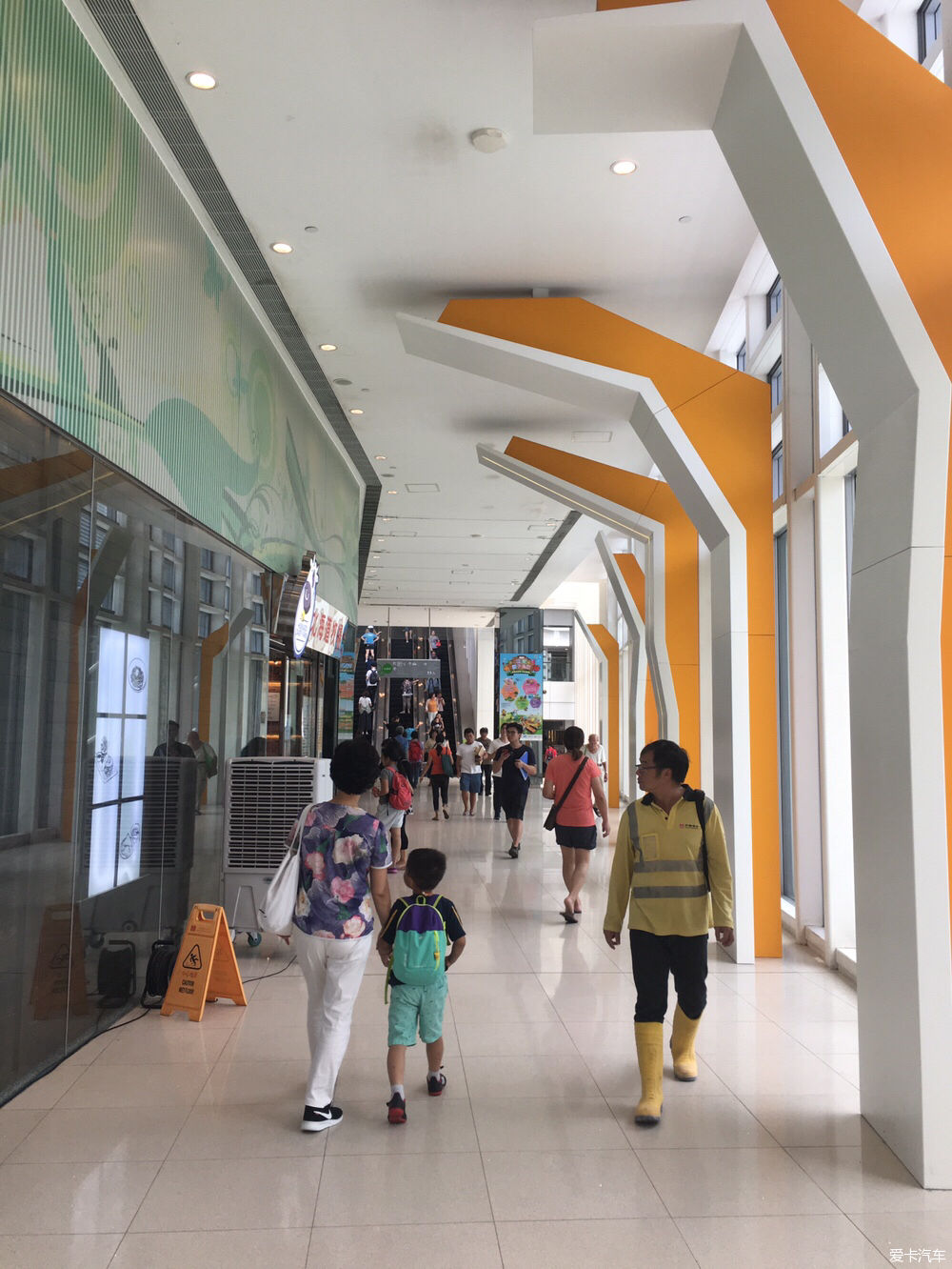 一个香港普通家庭的一天