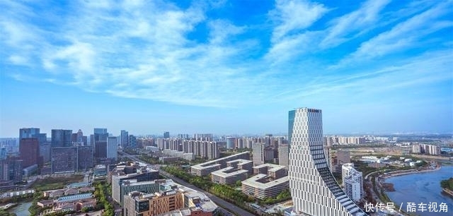 国内最受毕业生青睐的3座城市，成都仅排第二，第一名你意想不到