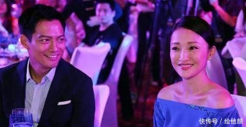 周迅高圣远被曝择日签字回归单身, 经纪人回应模棱两可