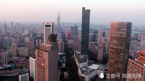  gdp■中国最无私的省会，不和兄弟城市抢资源，GDP达1.28万亿！