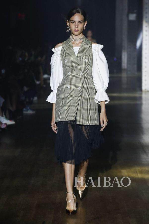 成熟优雅Mix少女甜蜜感!Adeam 2019春夏女装秀，海报网带你亲临20