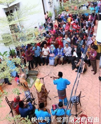 马来西亚举办第三届峇峇娘惹文化周