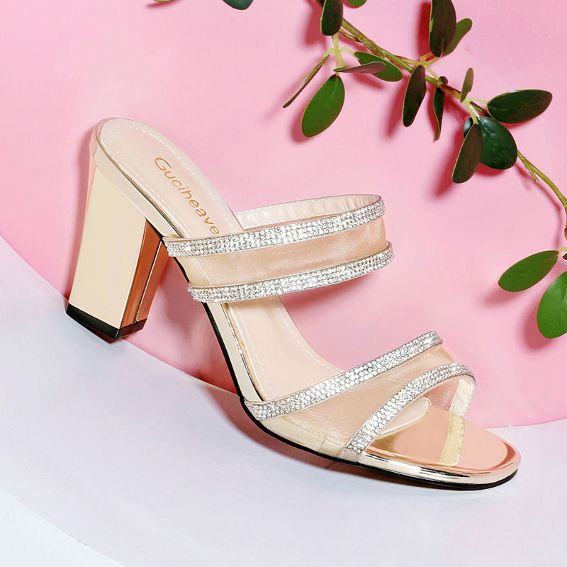 40天!你需一双“冰感鞋”,时髦又百搭,玉足清凉超美嫩