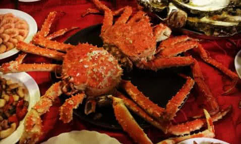 这里曾是中国领土，现在对国人免签，大龙虾50一只，七彩沙滩