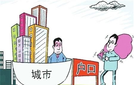 严格执行“一户一宅”原则，如果城里与农村都有房，算违规吗？