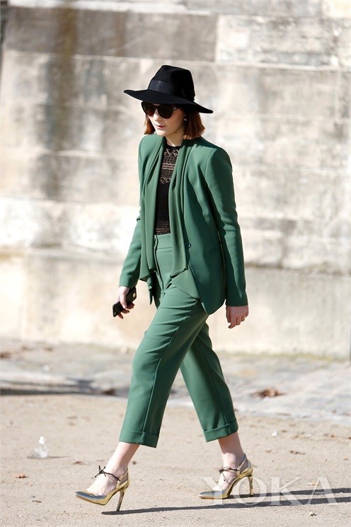 2018这些颜色最流行 穿对一样你就赚