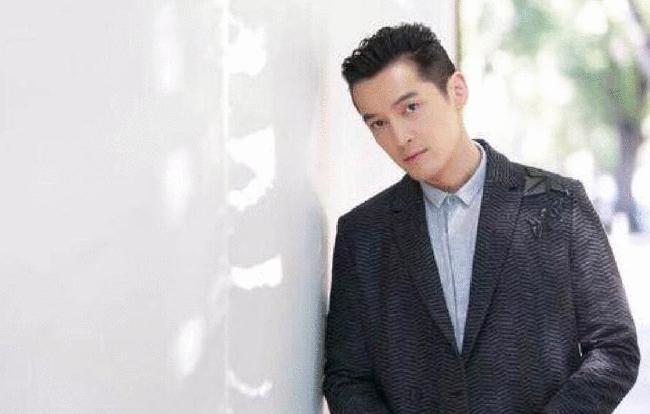 胡歌经纪人被辞退, 留学事件真相曝光! 网友: 职业道德去哪了?